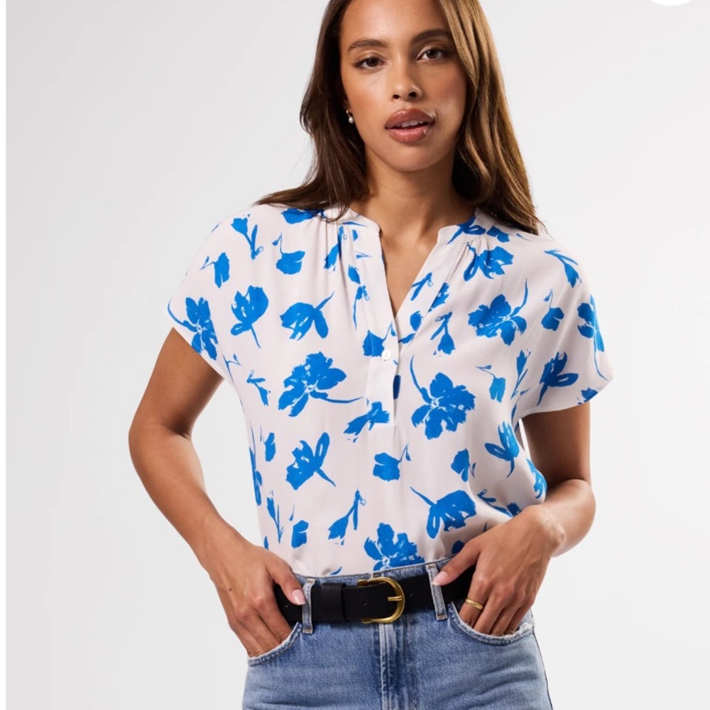 NWT Amour Vert Renata Crepe Blouse, Size XS